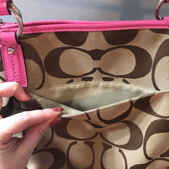 Coach brown & pink purse 💕 - Picture 5 of 7